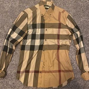 Burberry Long sleeve Shirt ; Size Small